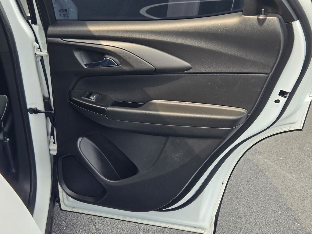 2022 Chevrolet Trailblazer LS photo 6