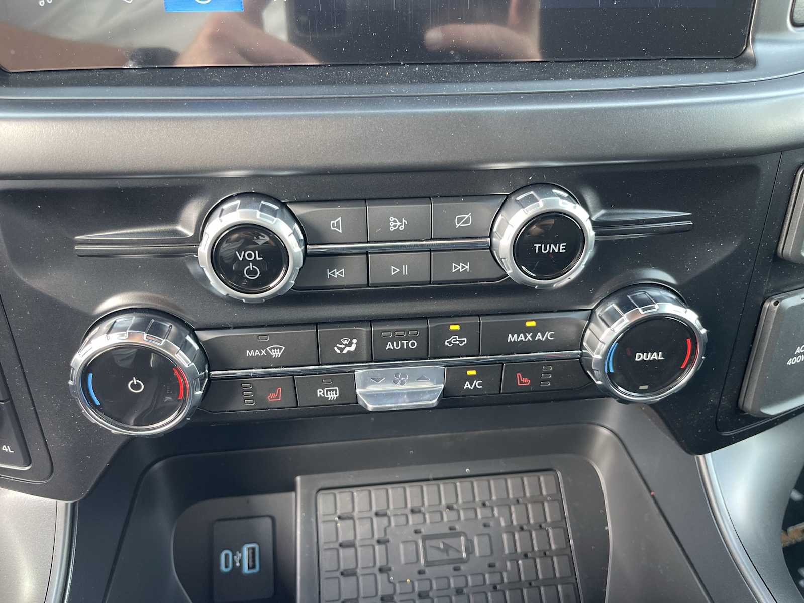 2024 Ford F-150 XLT photo 19