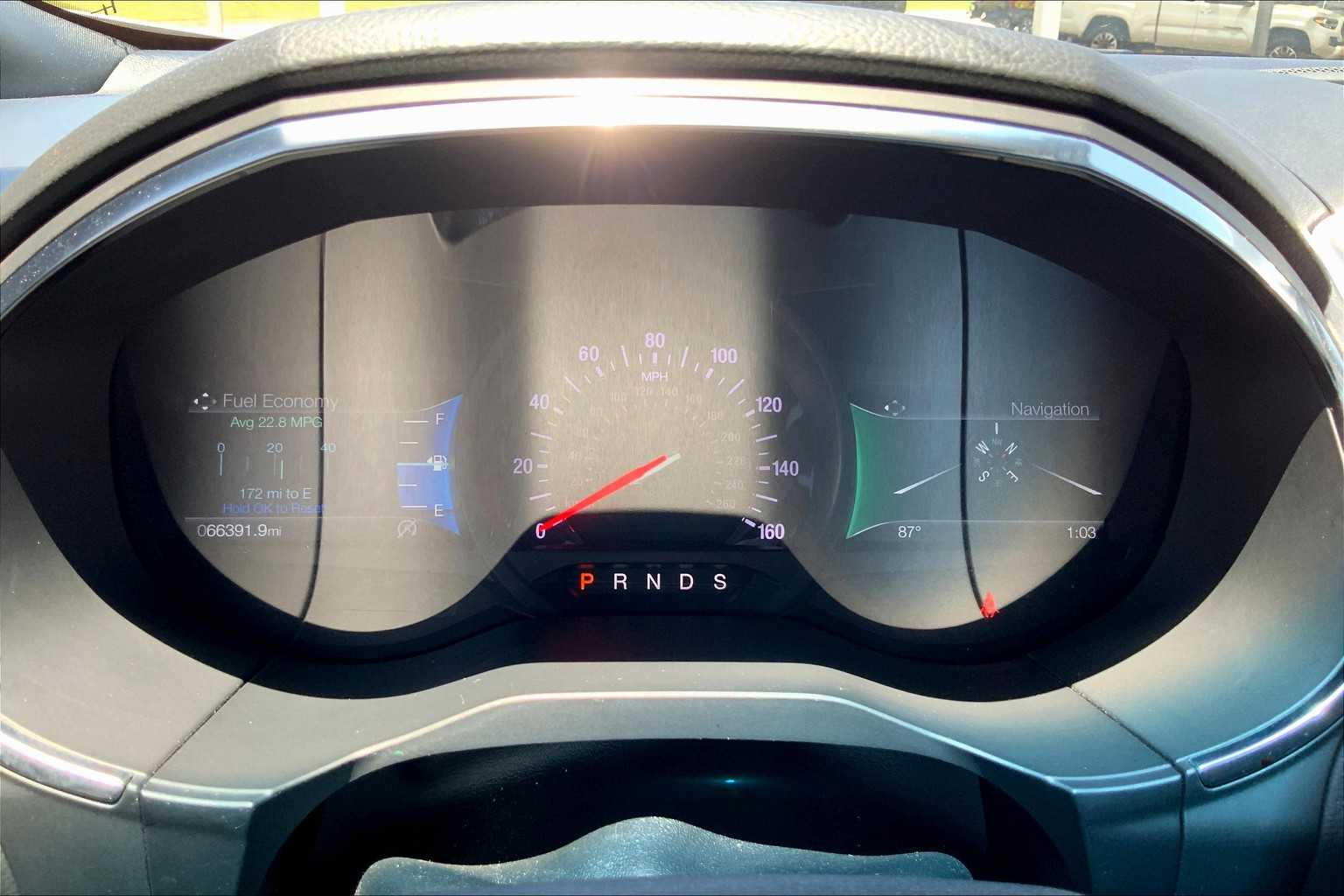 2020 Ford Edge ST photo 21