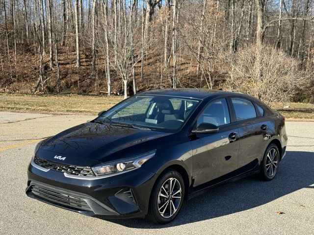 2024 Kia Forte LXS's photo
