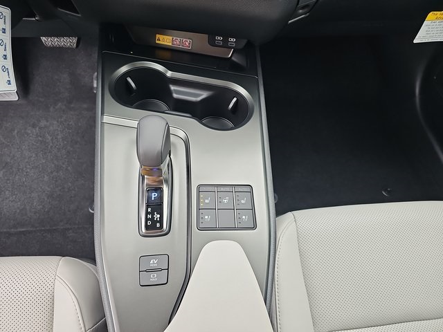 2025 Lexus UX F SPORT Design photo 22