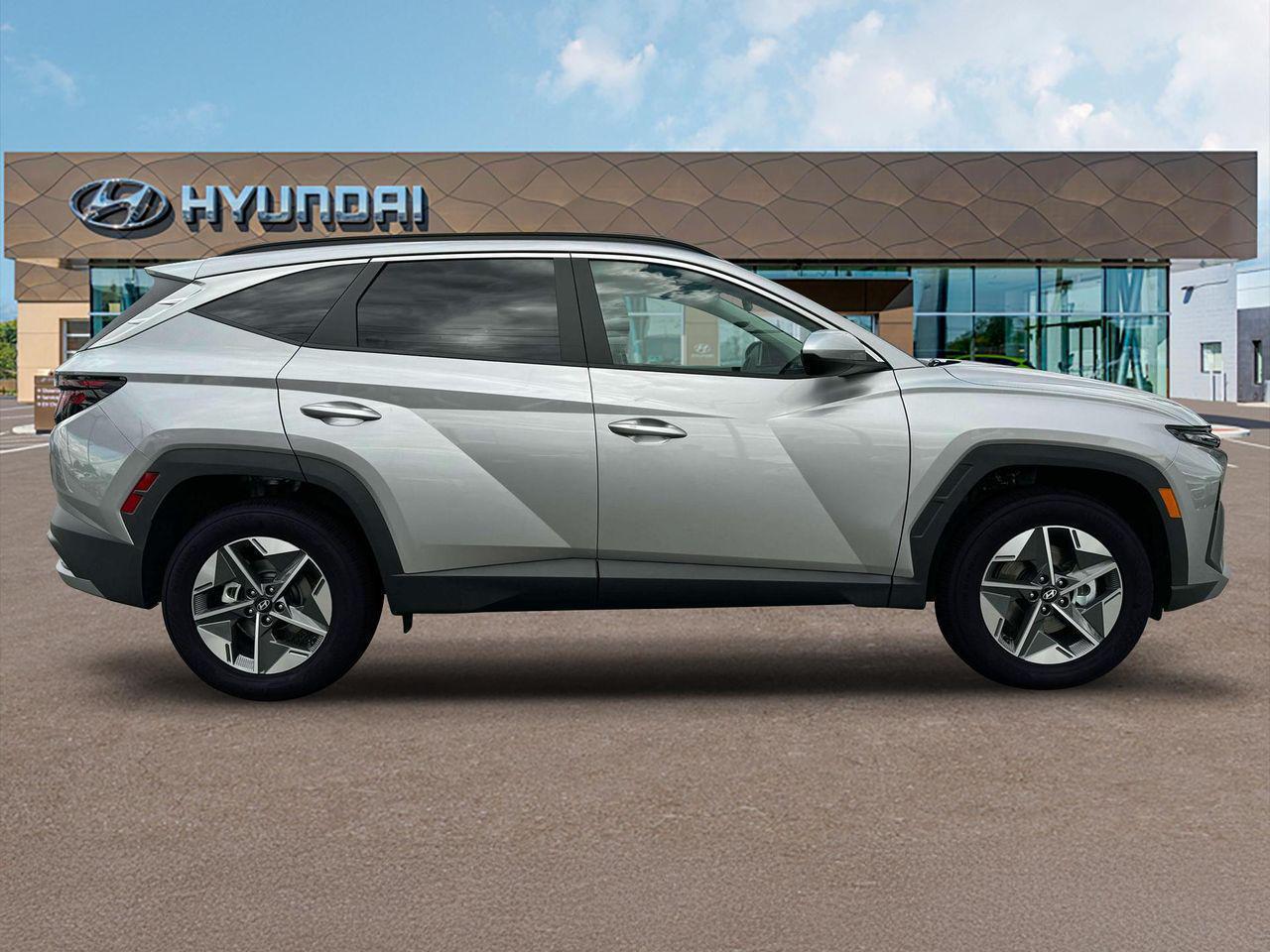 2026 Hyundai Tucson SEL photo 9