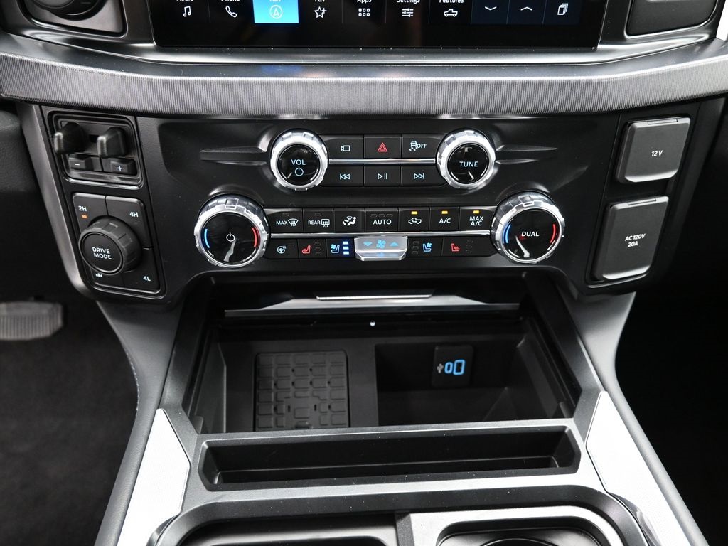 2026 Ford F-250 Platinum photo 17