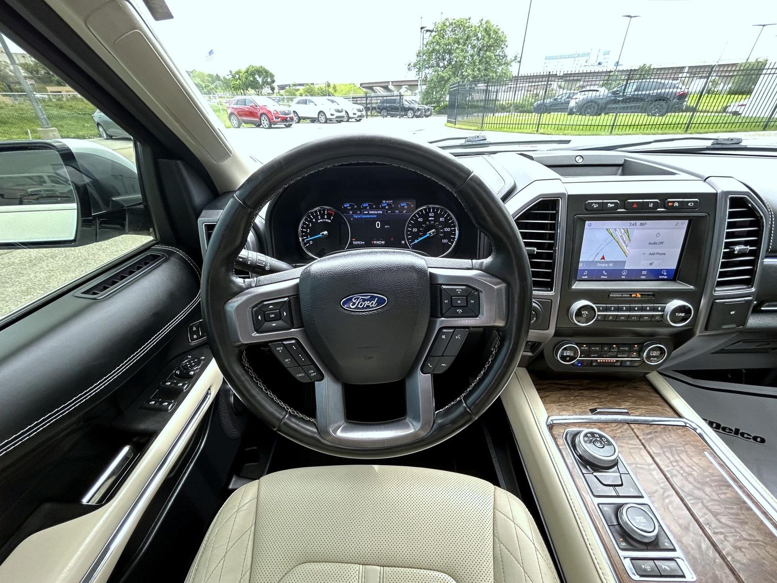 2021 Ford Expedition Platinum photo 13