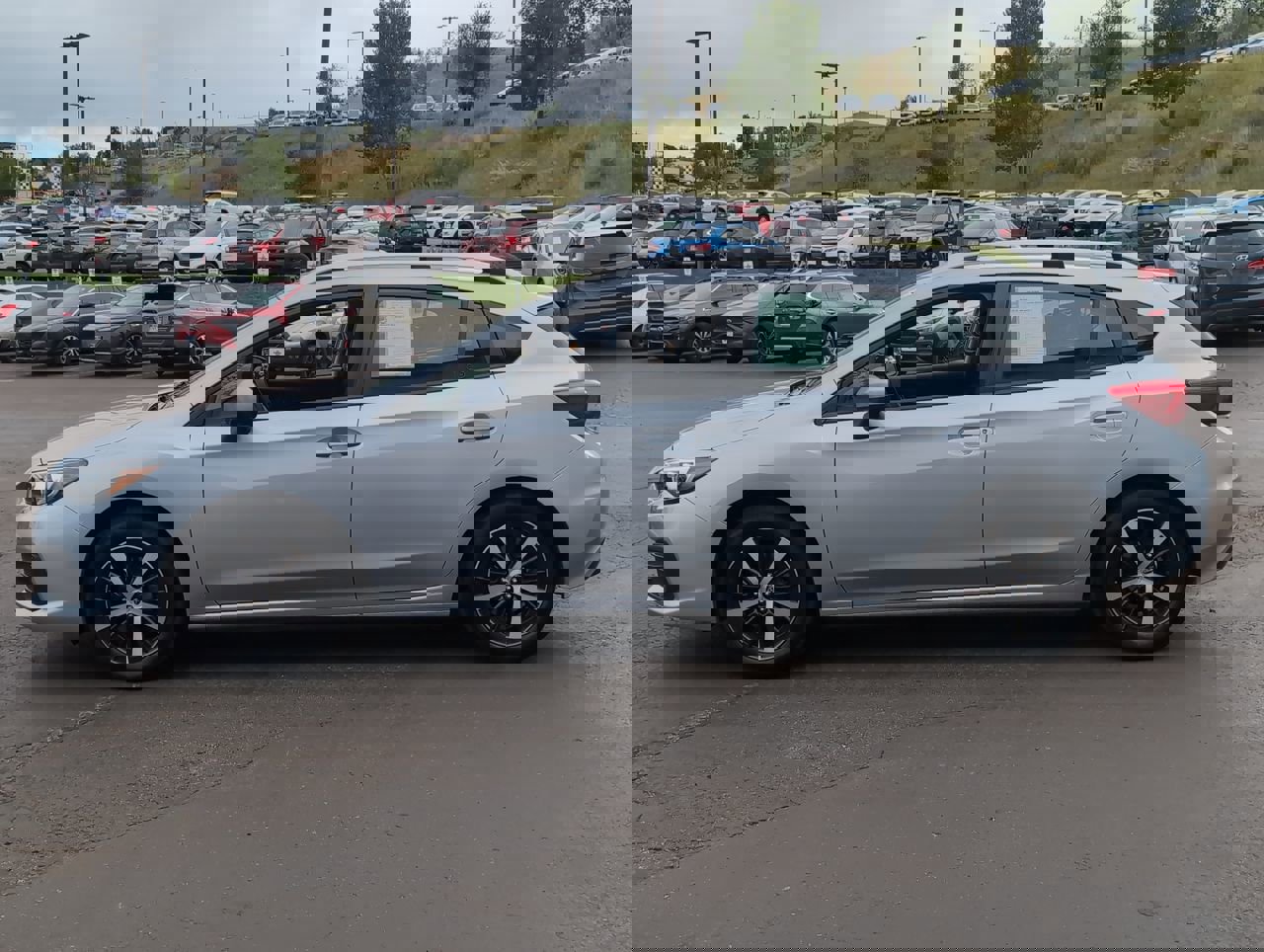 2022 Subaru Impreza Premium photo 4