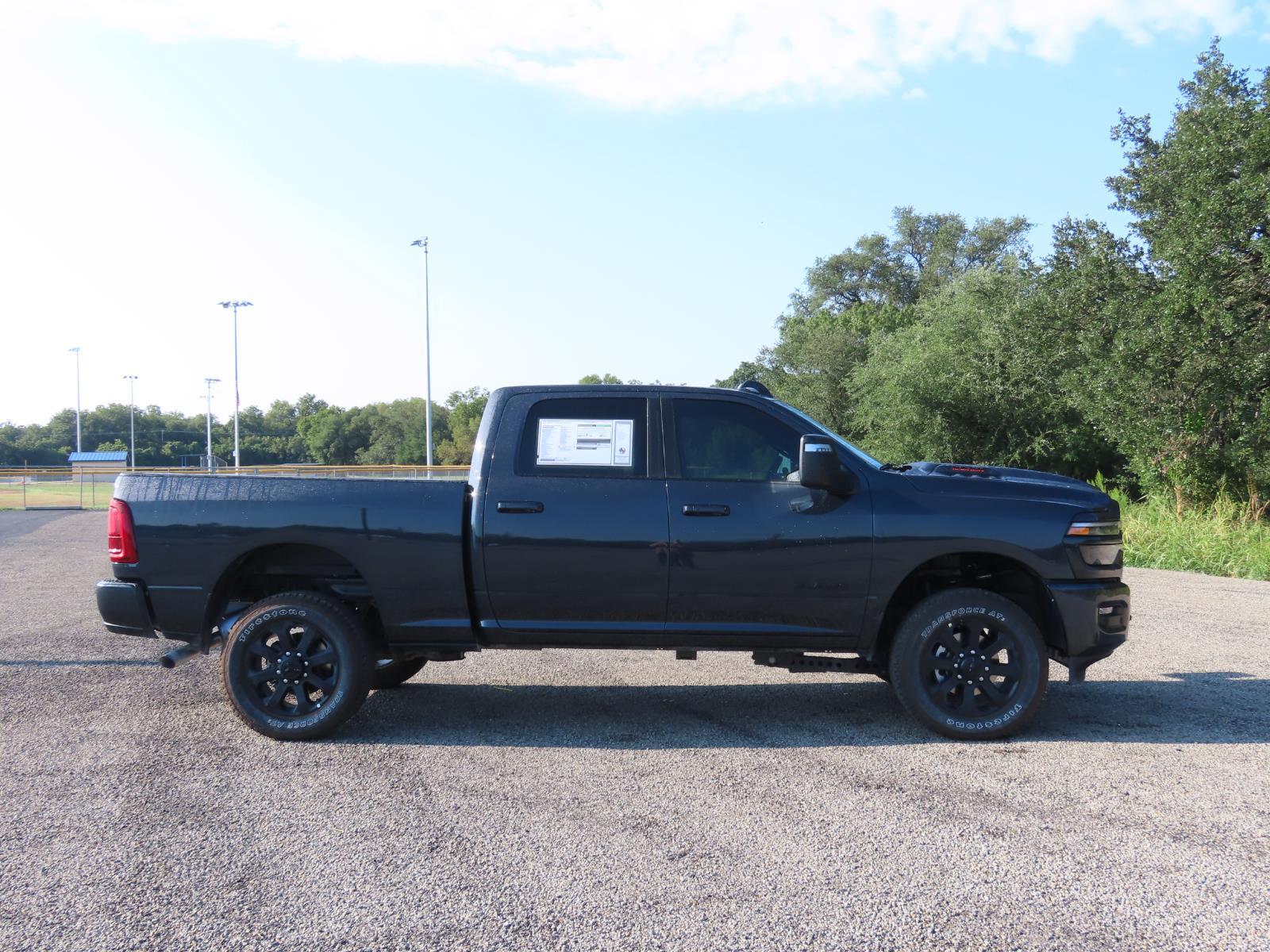 2026 Ram 2500 Laramie photo 7