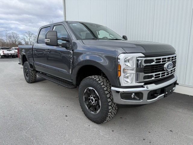 2026 Ford F-350 Super Duty XLT's photo