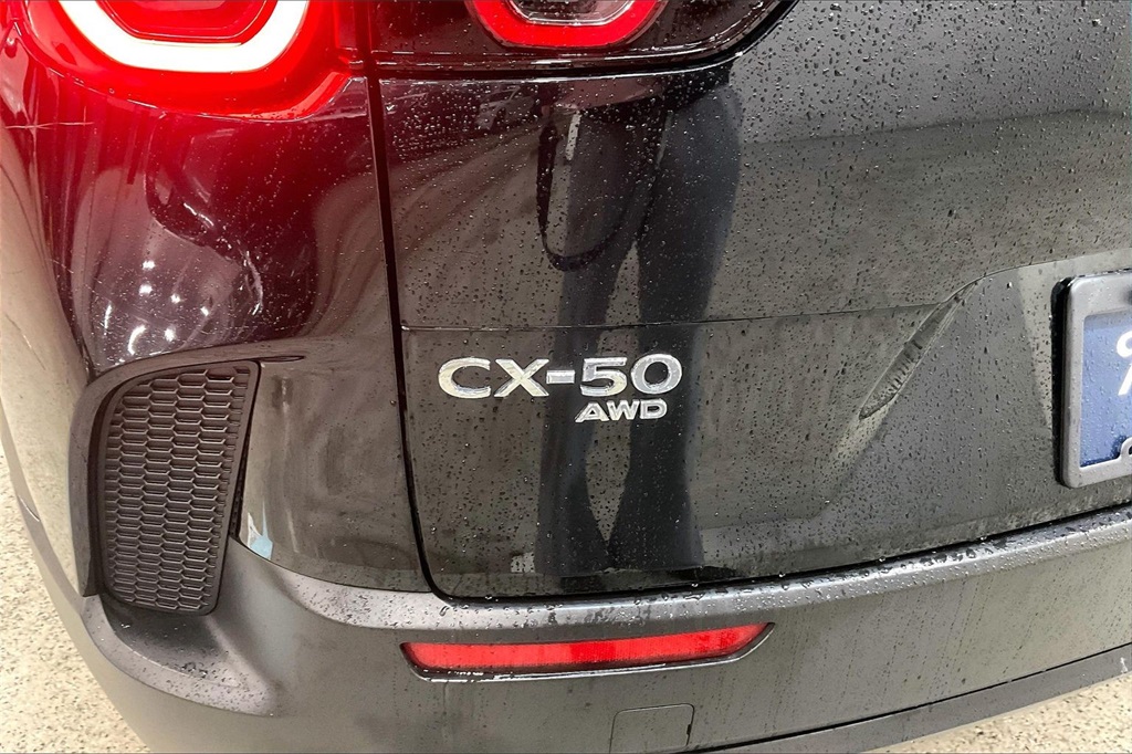 2023 MAZDA CX-50 - Image 6