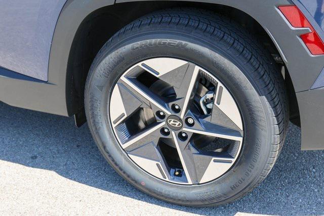 New 2025 Blue Hyundai SEL FWD image 5