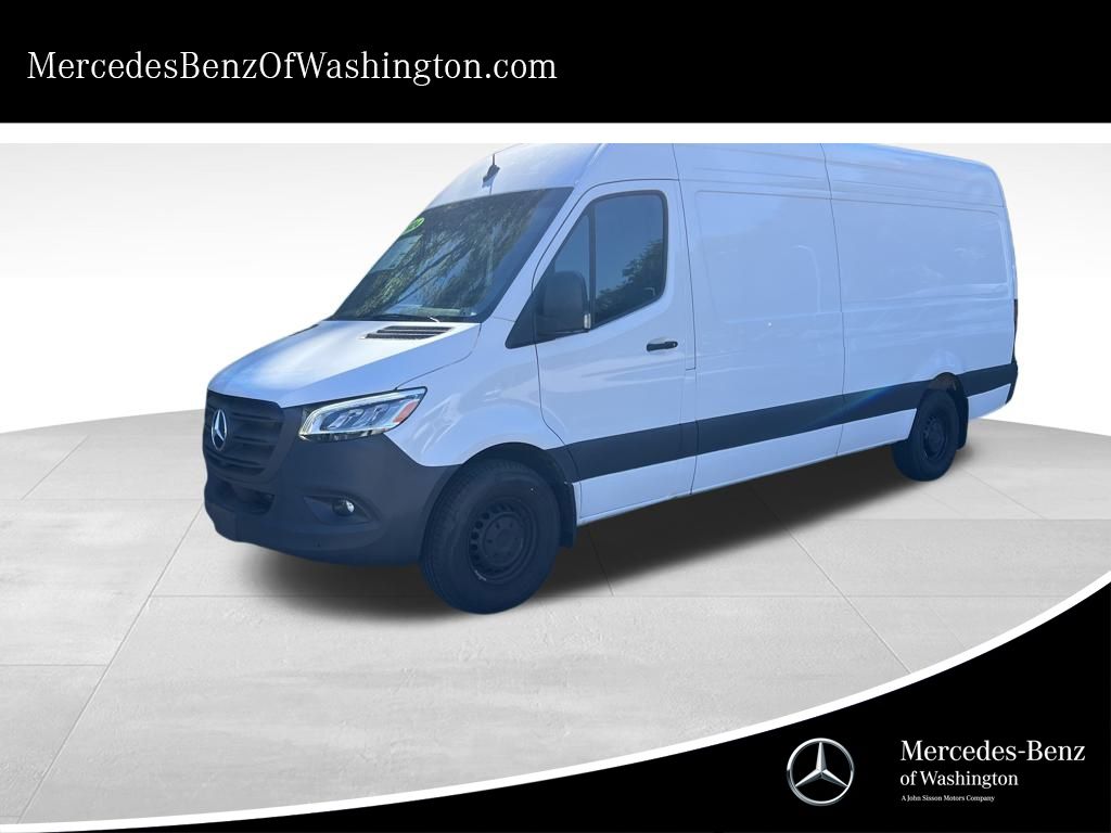 2024 Mercedes-Benz Sprinter Cargo Van Base's photo