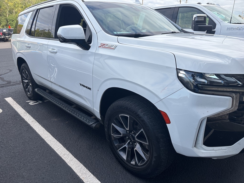2021 Chevrolet Tahoe Z71 photo 2