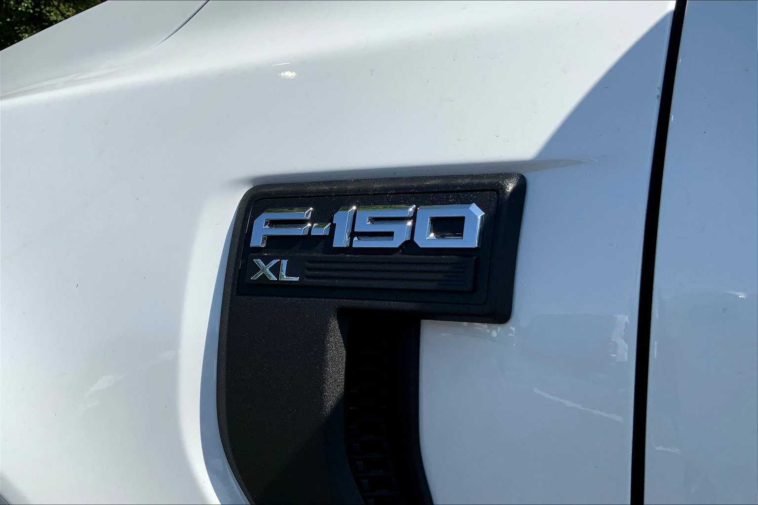 2025 Ford F-150 XL photo 14