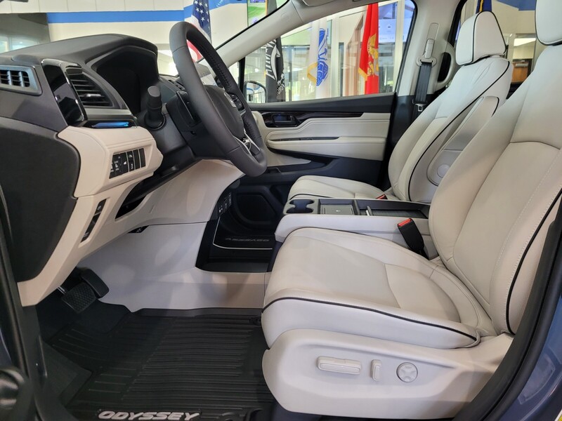 2026 Honda Odyssey Touring photo 7