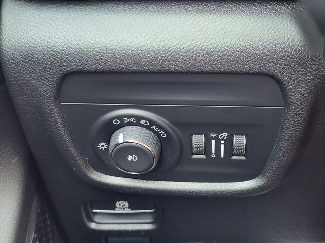 2023 Jeep Grand Cherokee Limited photo 19