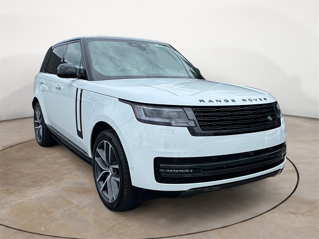 2025 Land Rover Range Rover SE photo 5
