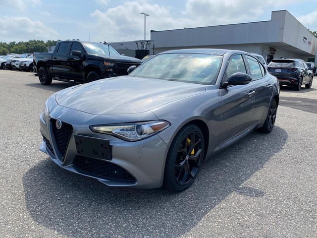 2021 Alfa Romeo Giulia Ti photo 7