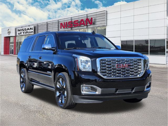2019 GMC Yukon XL Denali's photo