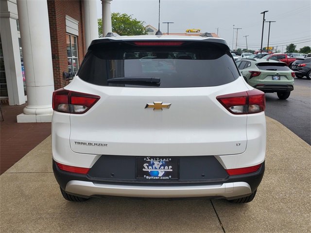 2026 Chevrolet Trailblazer LT photo 2