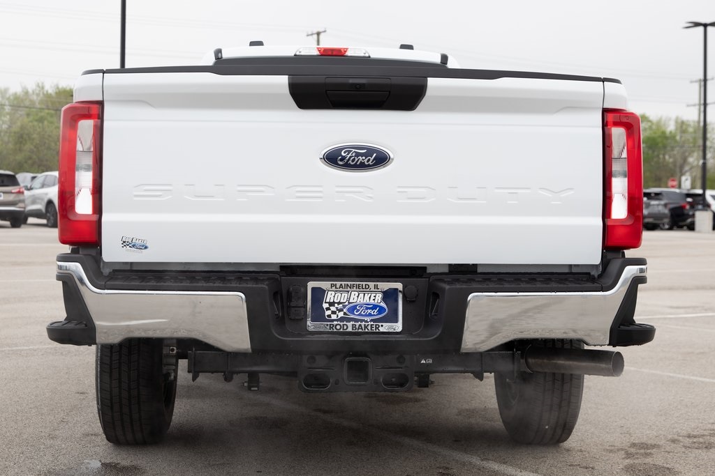 2025 Ford F-250 XL photo 9