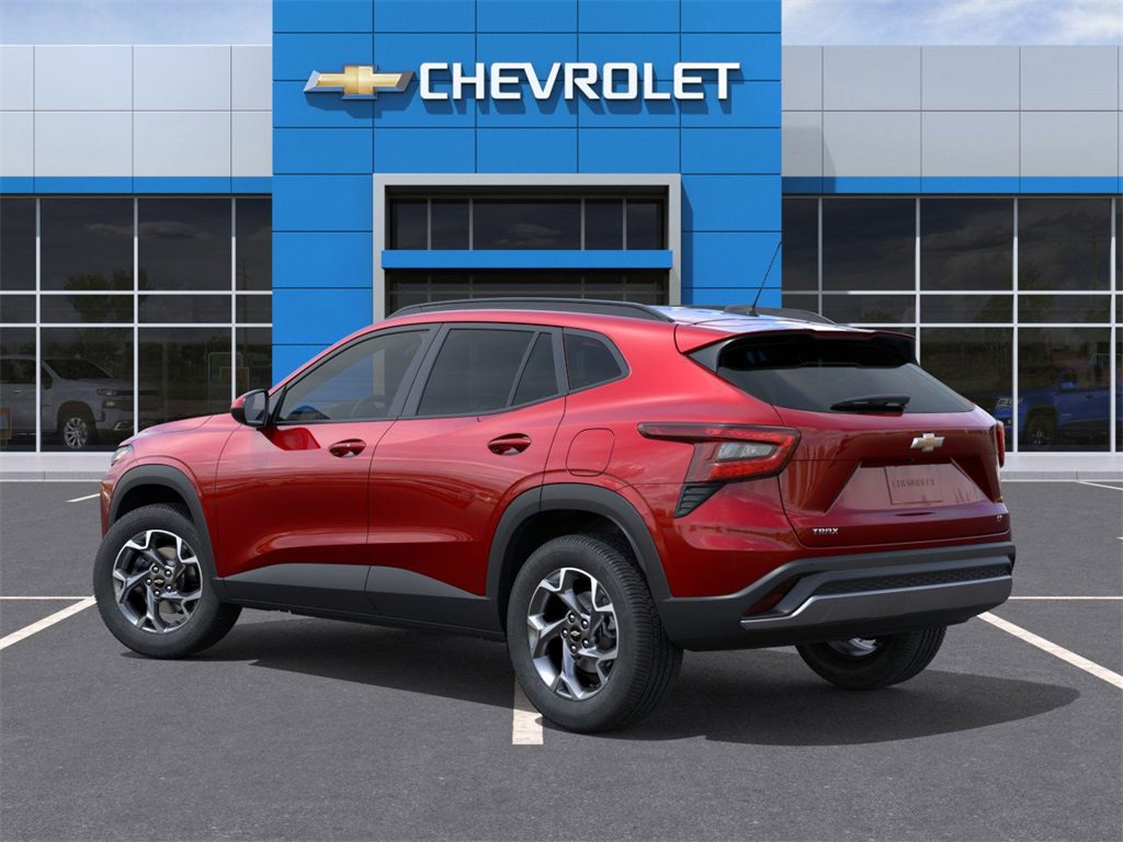 2026 Chevrolet Trax LT photo 2