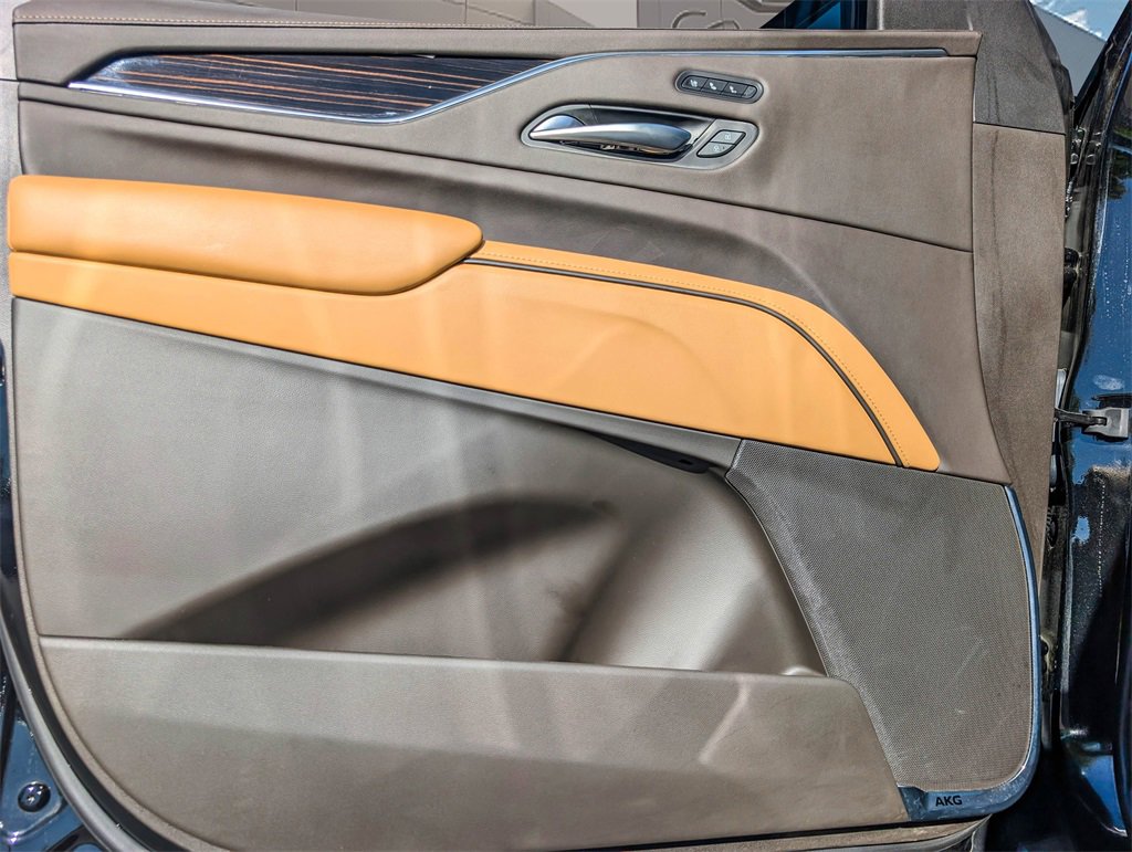 2024 Cadillac Escalade Sport photo 10