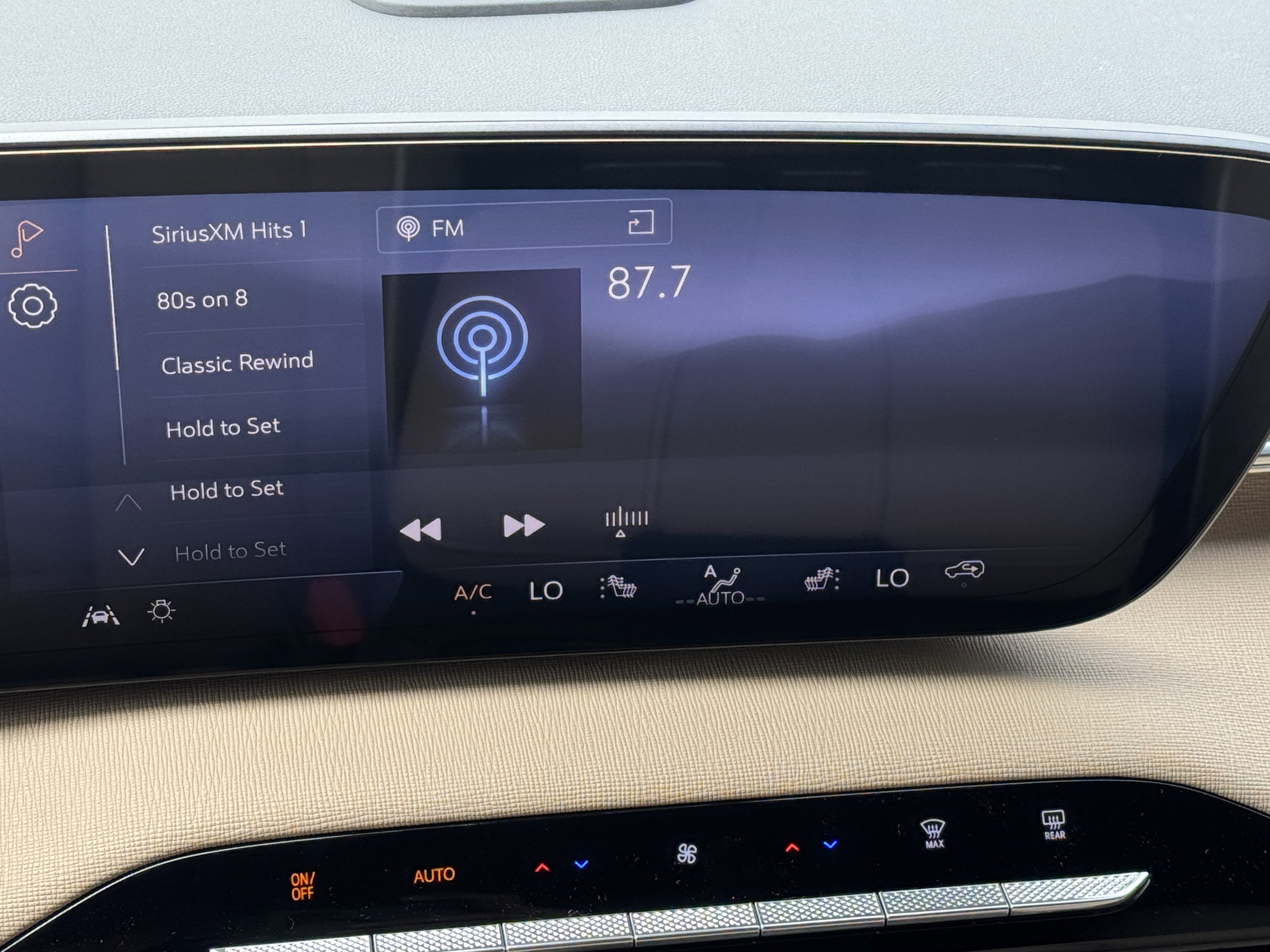 2026 Buick Enclave Preferred photo 3