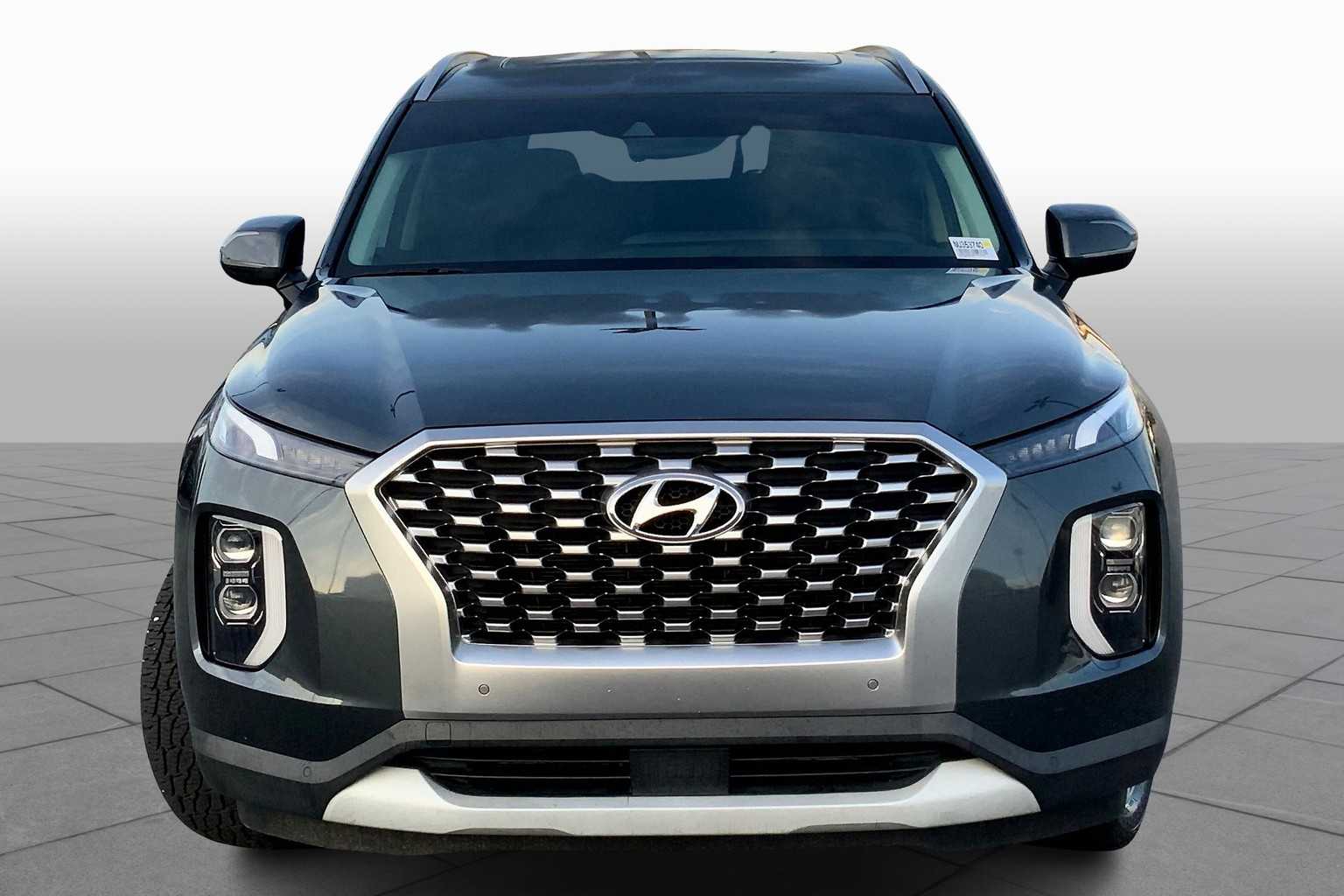 2022 Hyundai Palisade SEL photo 2