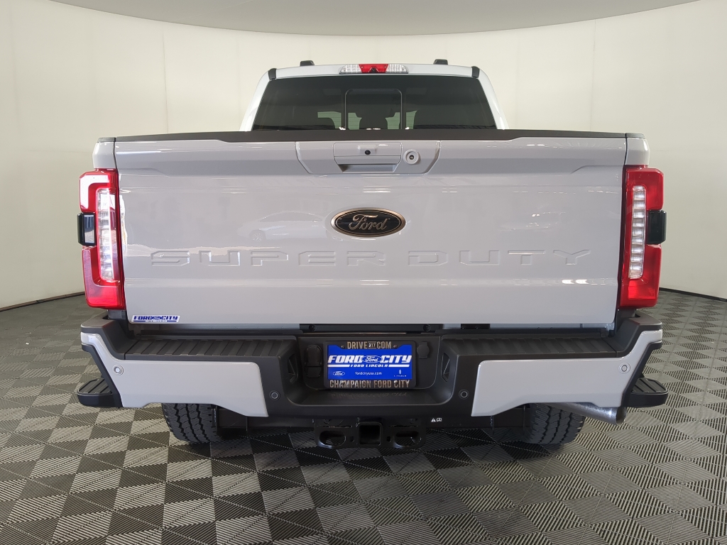 2026 Ford F-250 Lariat photo 6