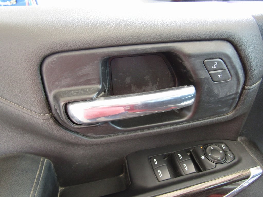 2022 Chevrolet Silverado 3500HD LT photo 19