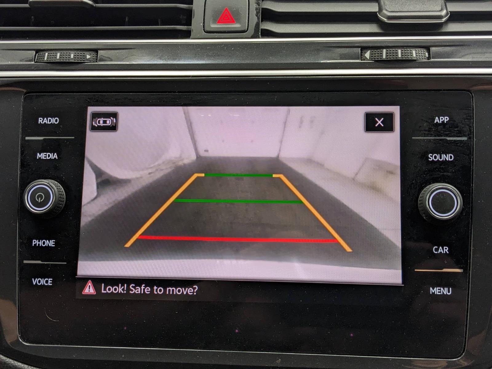 2024 Volkswagen Tiguan SE Wolfsburg Edition photo 8