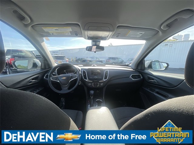 2024 Chevrolet Equinox LT photo 9