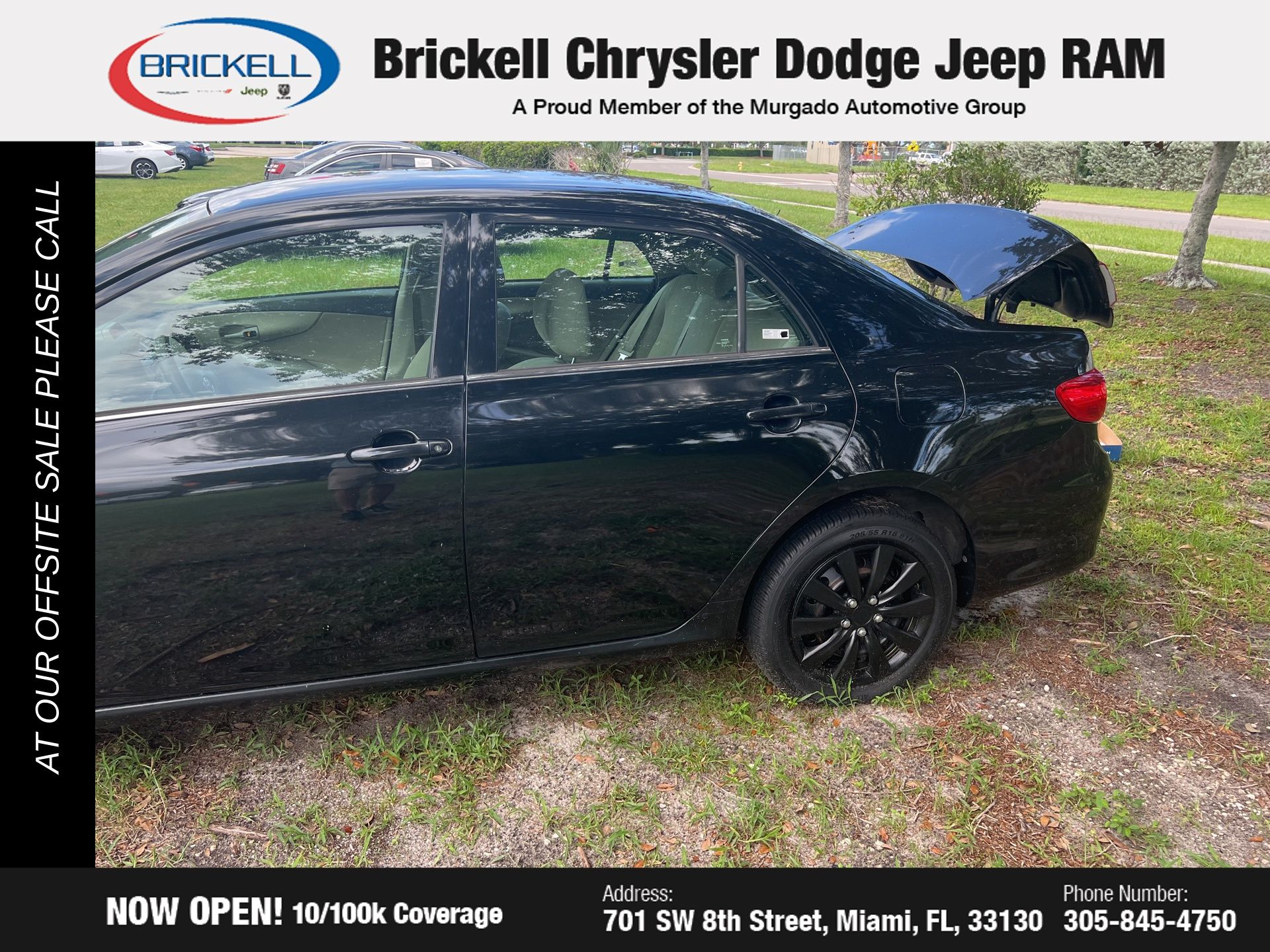 2013 Toyota Corolla LE photo 4