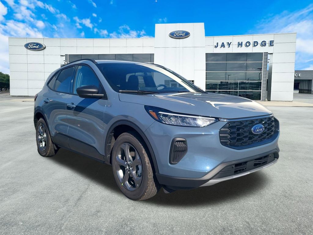 2026 Ford Escape ST-Line's photo