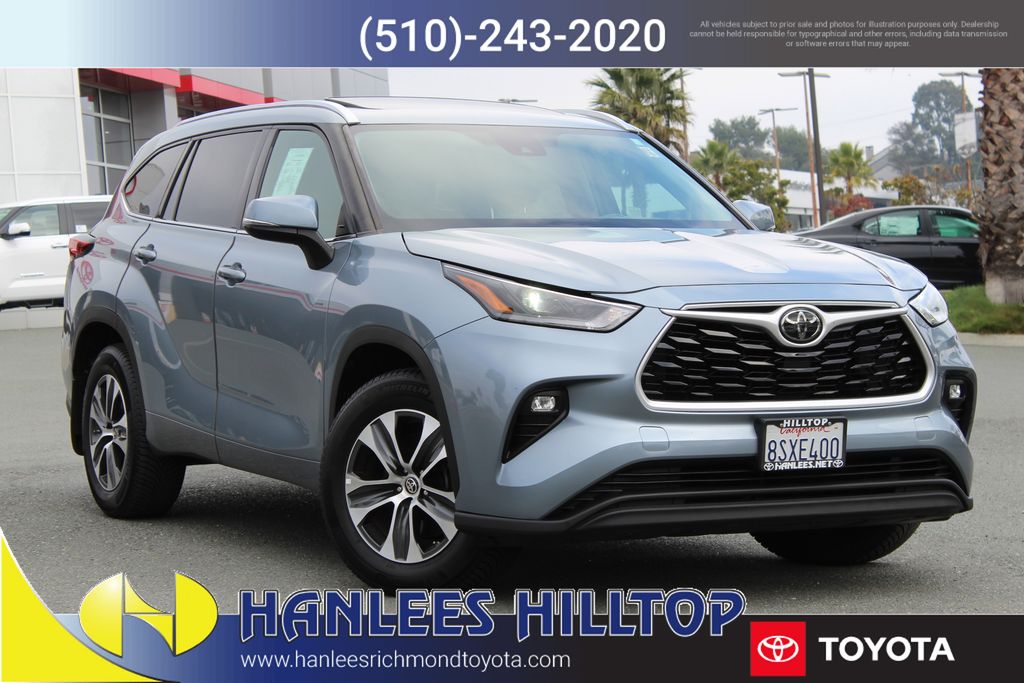 2021 Toyota Highlander XLE's photo