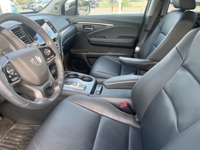 2022 Honda Pilot Special Edition photo 2