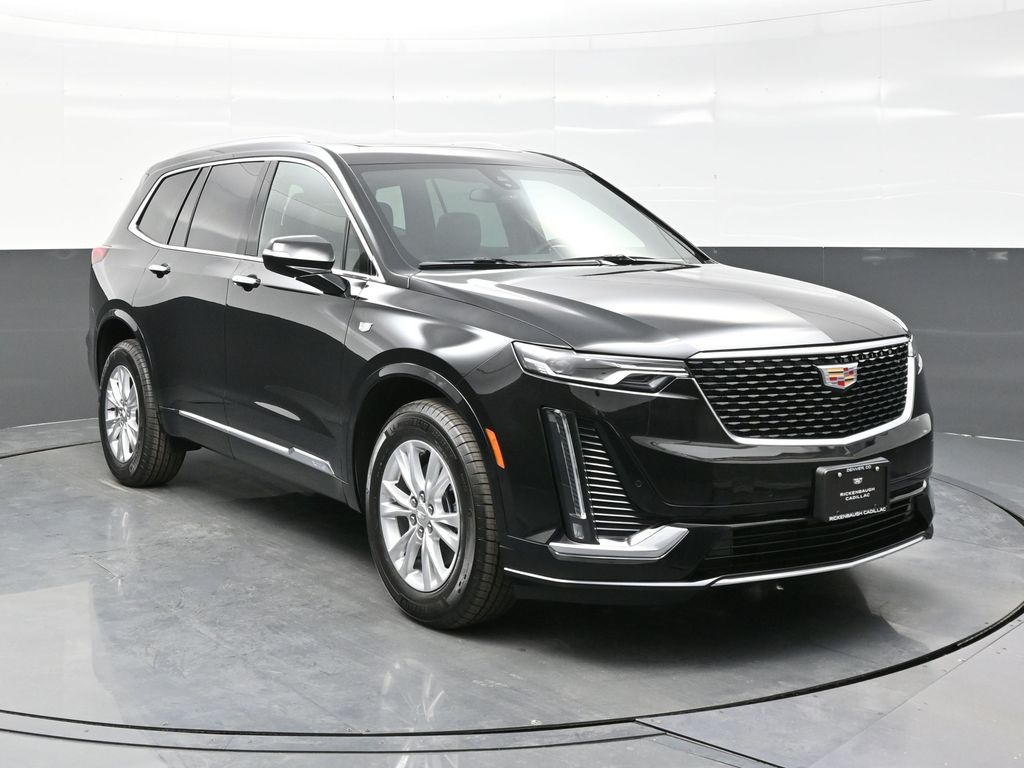 2025 Cadillac XT6 Luxury photo 39