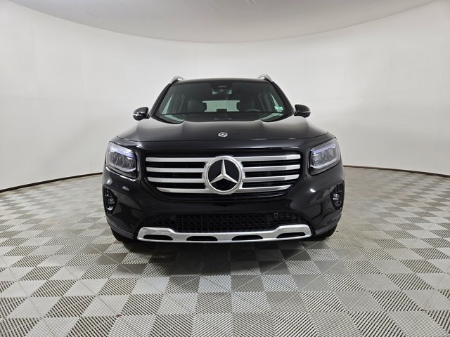 2025 Mercedes Benz GLB 250 4MATIC photo 2