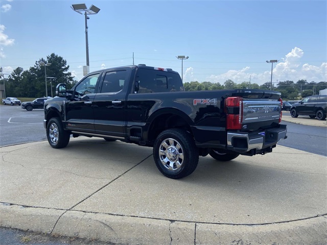 2025 Ford F-250 photo 4