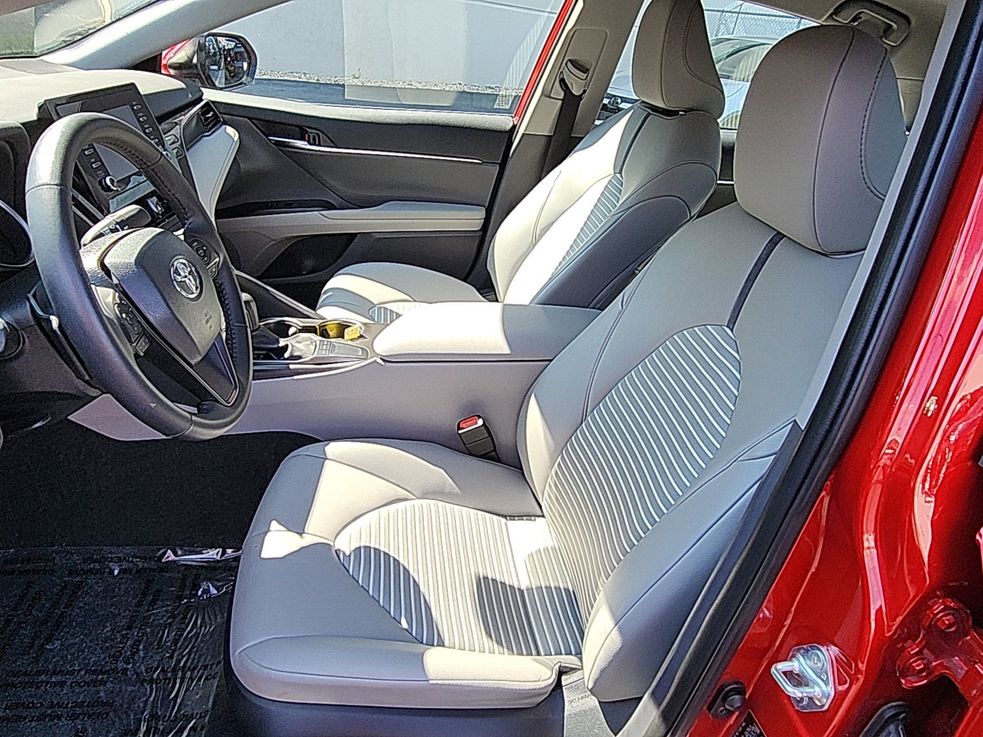 2024 Toyota Camry SE photo 19