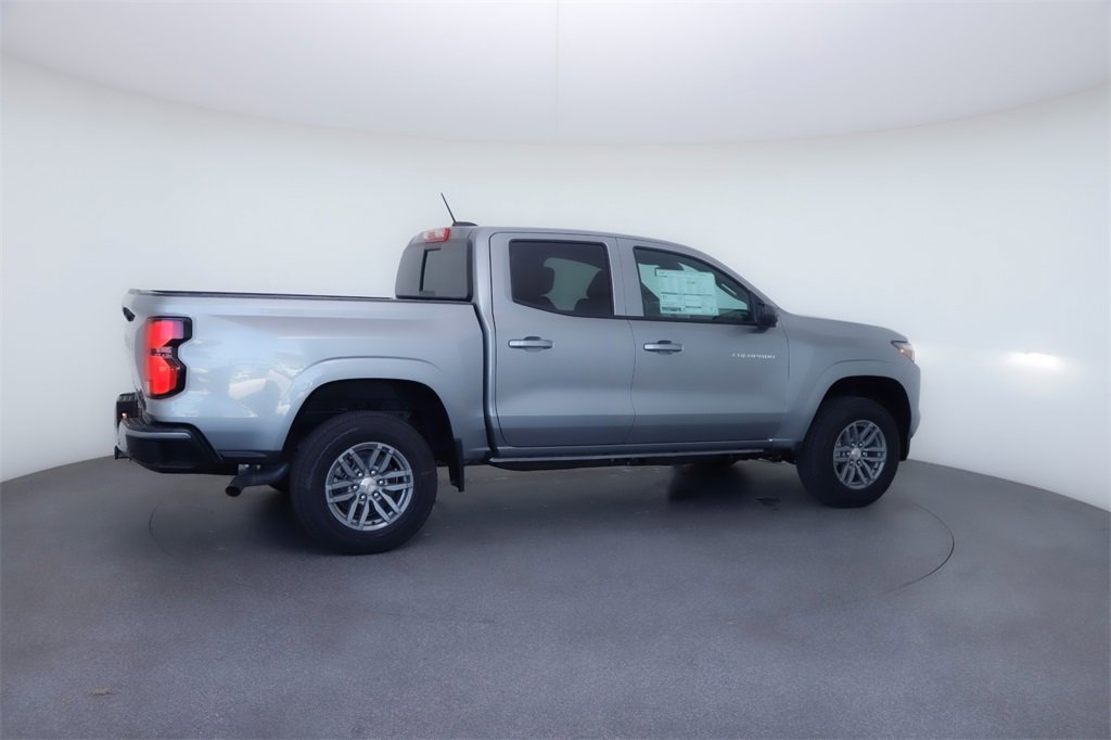 2026 Chevrolet Colorado LT photo 8