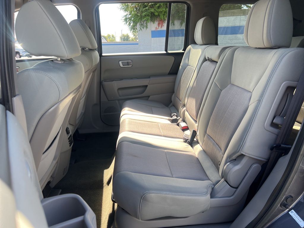 2015 Honda Pilot SE photo 19