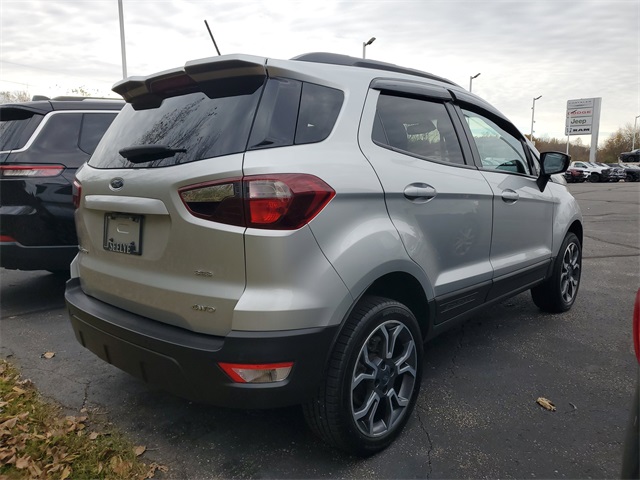 2020 Ford EcoSport SES photo 2