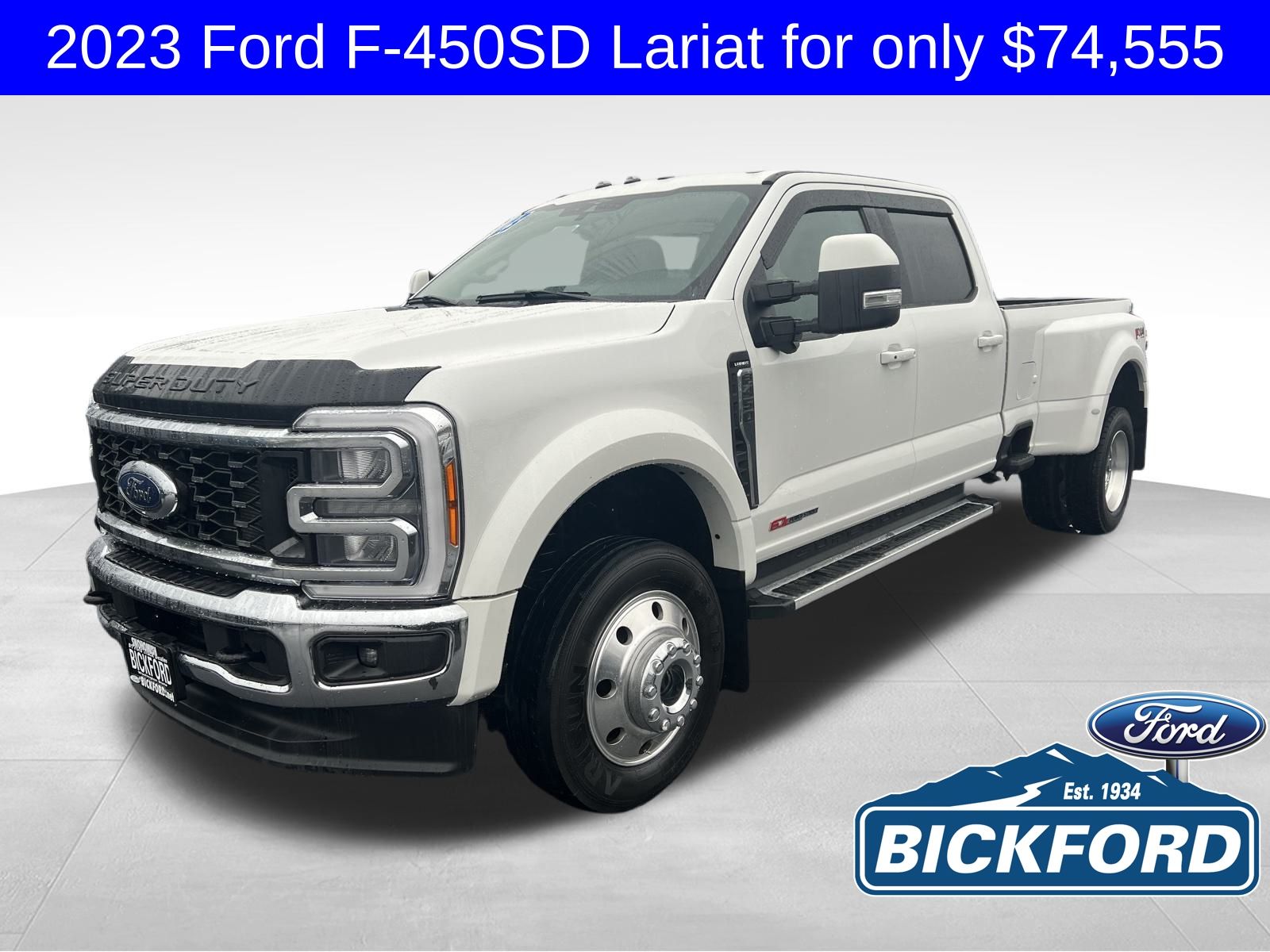 2023 Ford F-450 Super Duty Lariat's photo