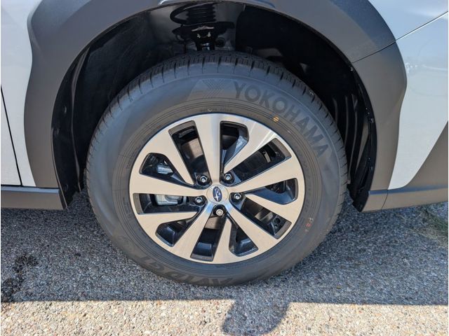 New 2025 CRYSTAL WHITE PEARL Subaru Premium image 19