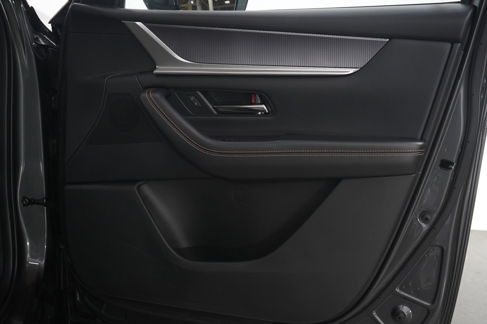 2025 Mazda CX-90 Preferred photo 11