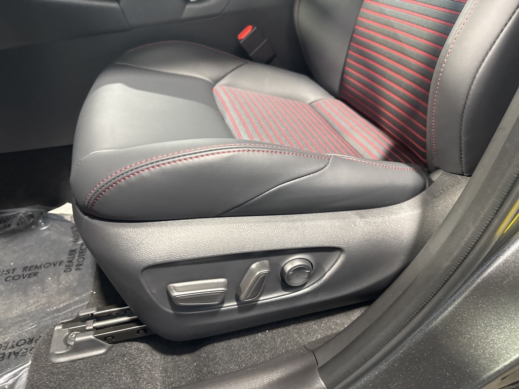 2025 Toyota RAV4 Hybrid XSE photo 28