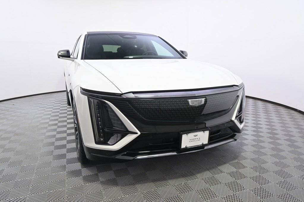 2025 Cadillac Lyriq Sport photo 7
