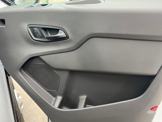 2025 Ford Transit XL photo 18