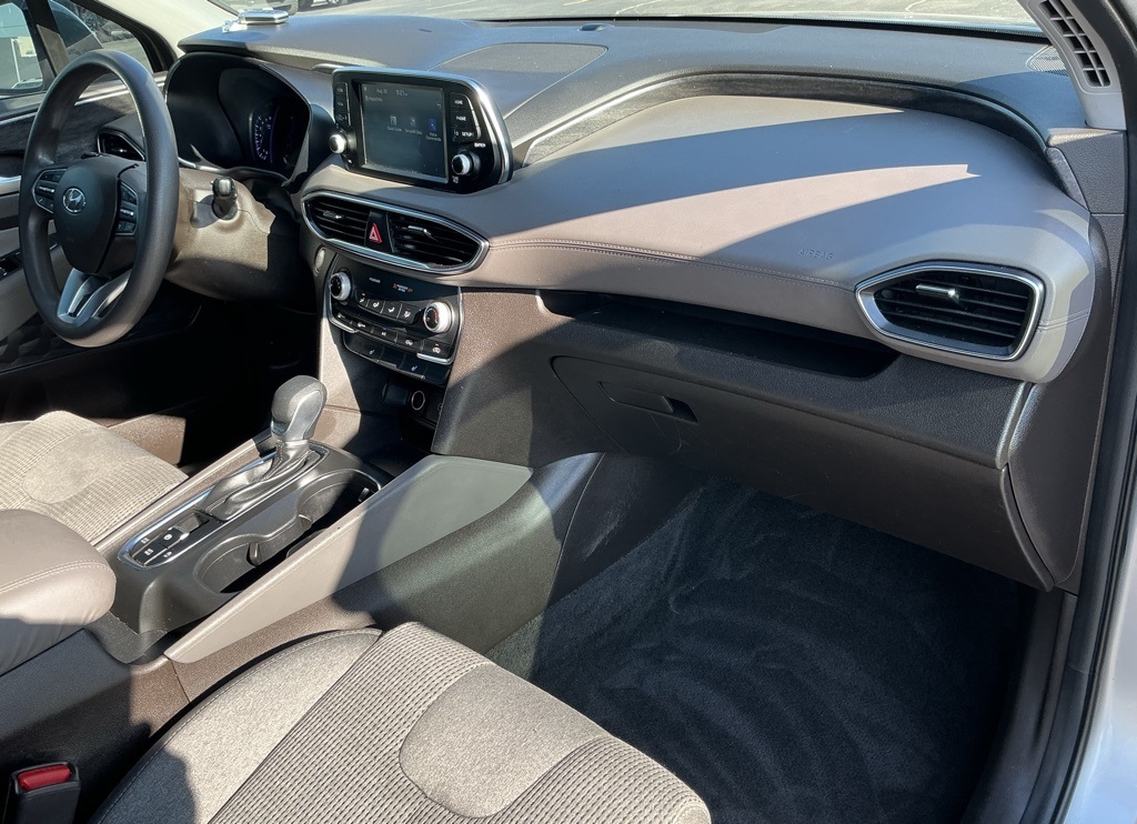 2020 Hyundai Santa Fe SEL photo 26