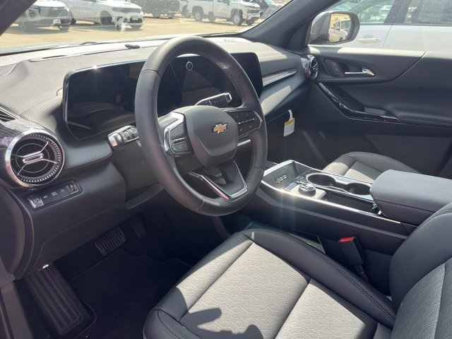 2026 Chevrolet Equinox LT photo 9